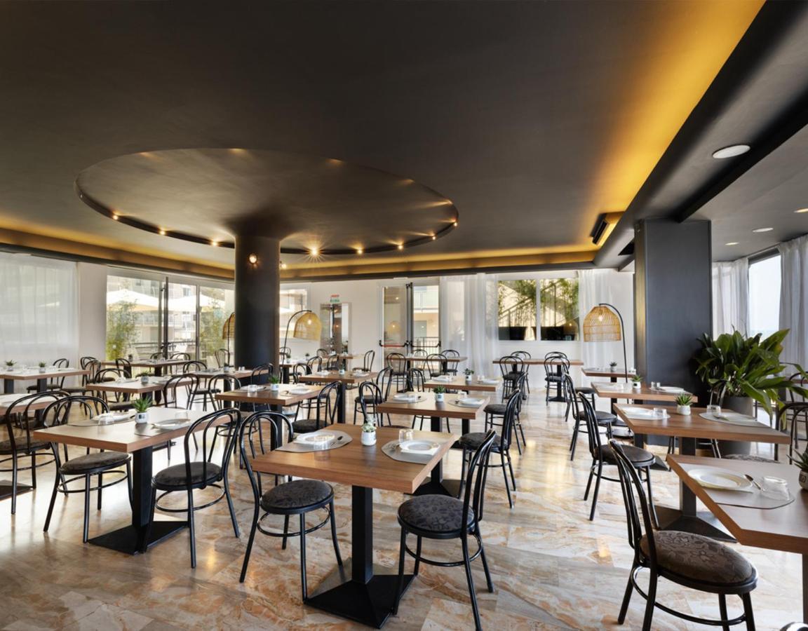 Constellation Hotel