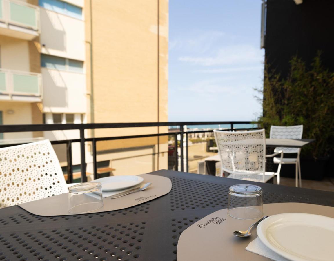 Hotel Constellation 3*